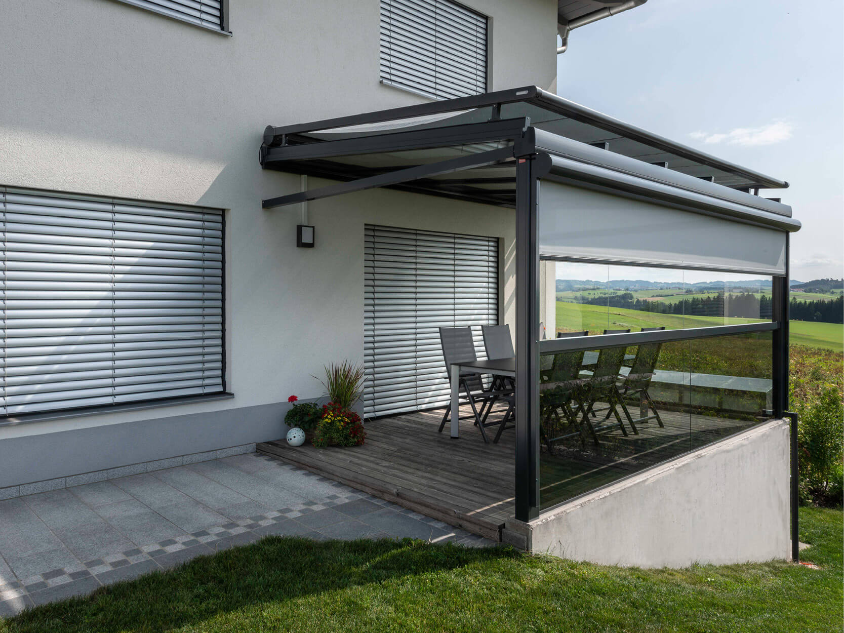 Glasdach mit Beschattung